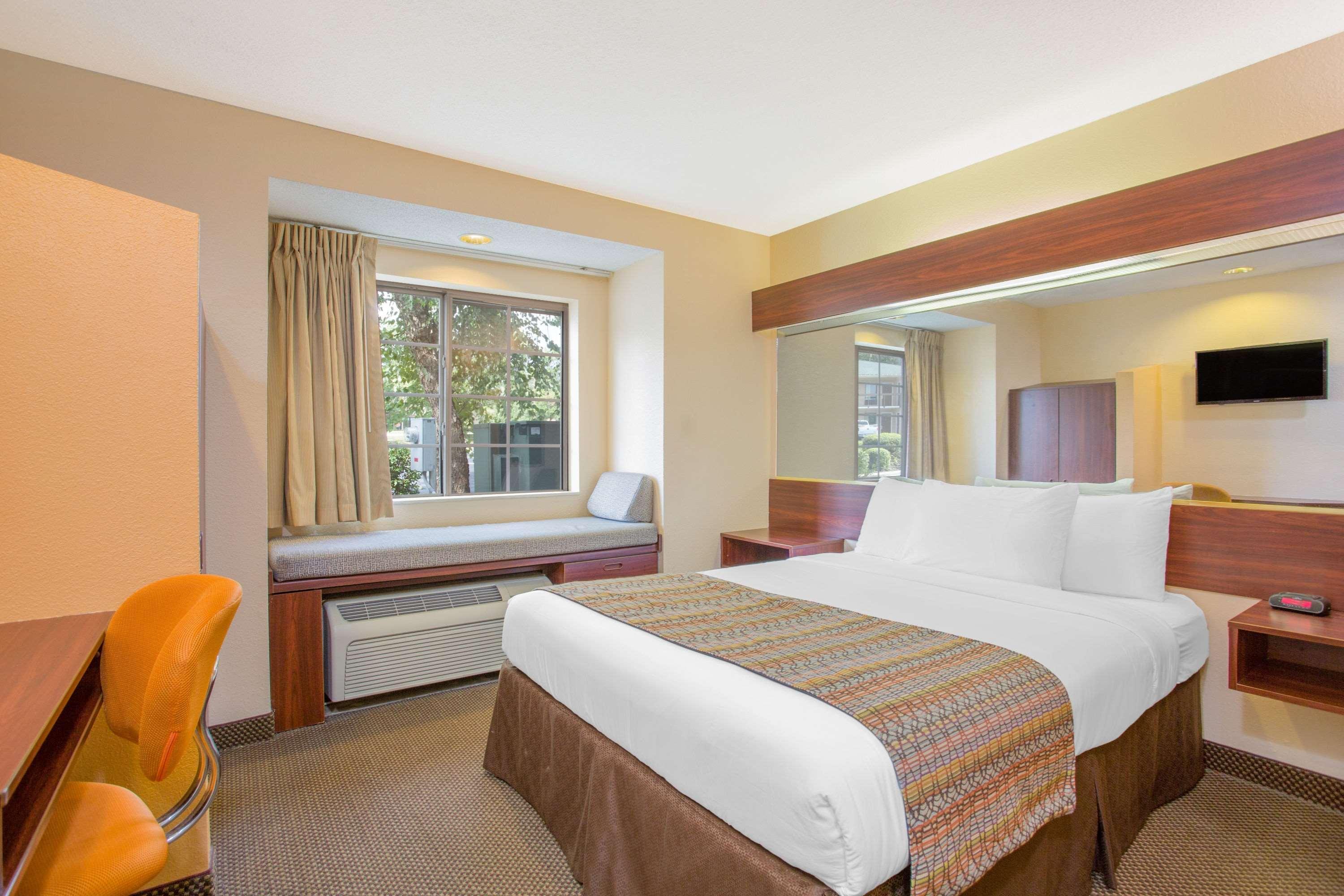 Microtel Inn & Suites By Wyndham Kannapolis/Concord Exterior photo